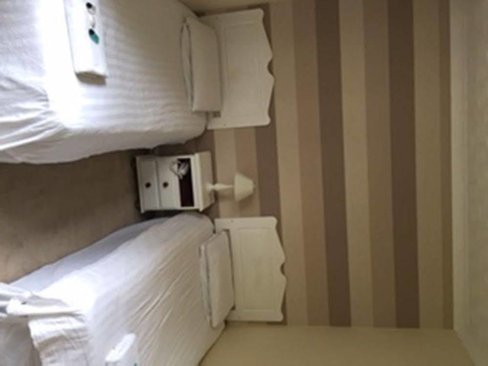 Hotel Arties Mill Brigg Esterno foto
